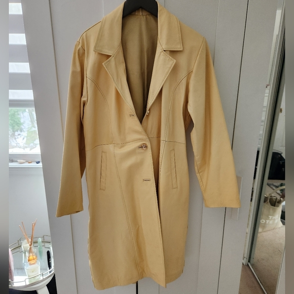 LEATHER COAT - Picture 2 of 3